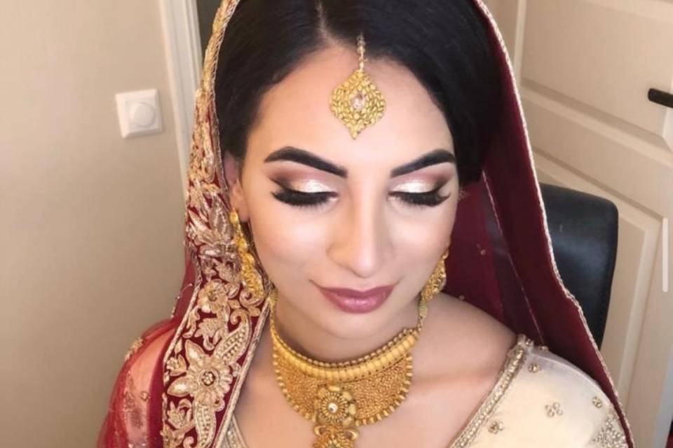 Laila Makeup Studio