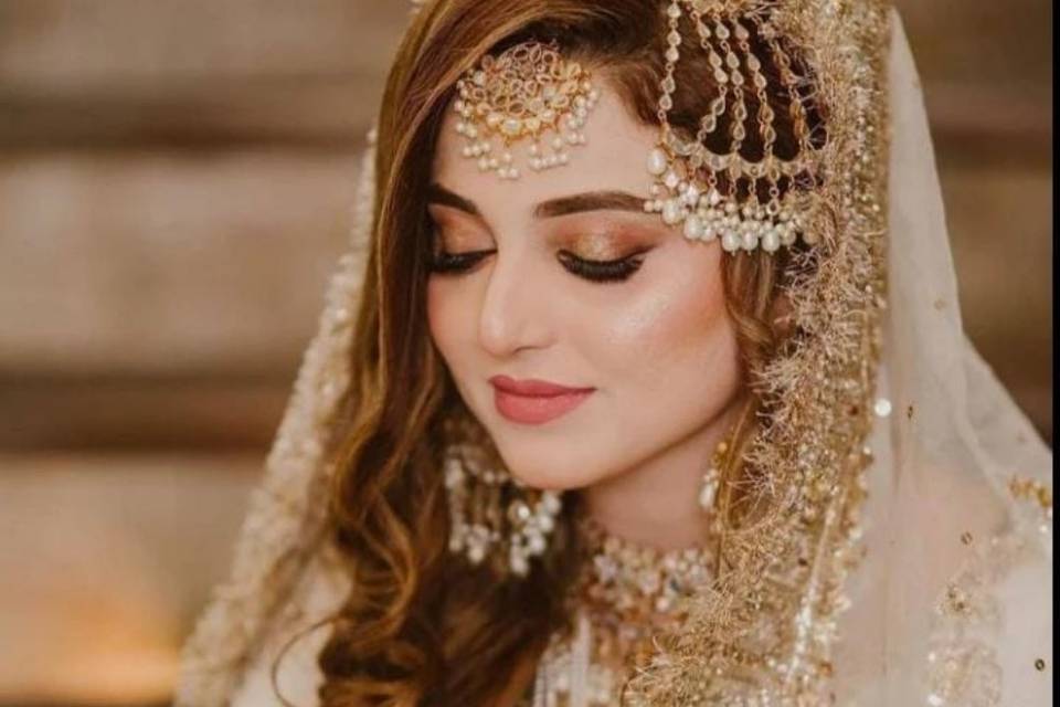 Laila Makeup Studio