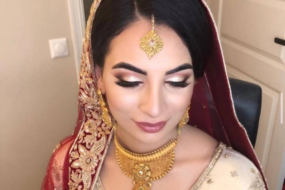 Laila Makeup Studio