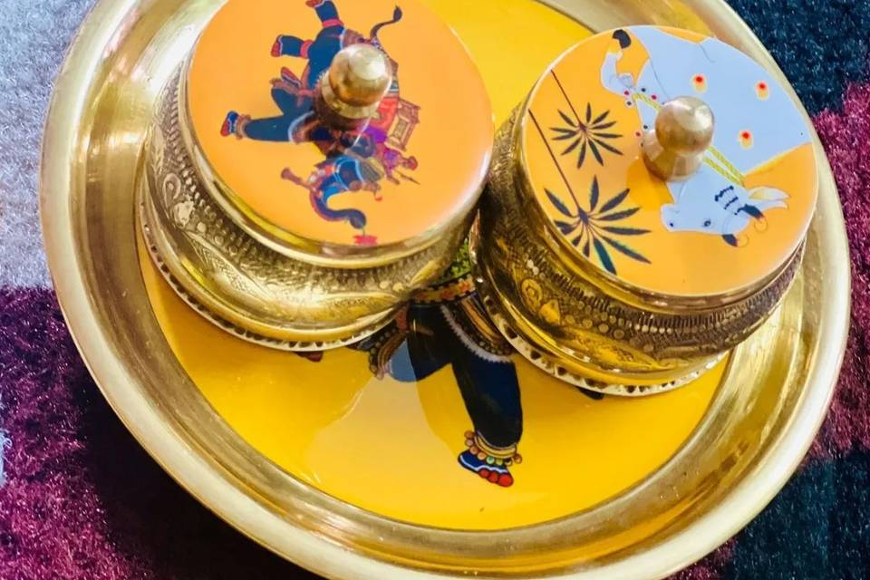 Custom plates and jars