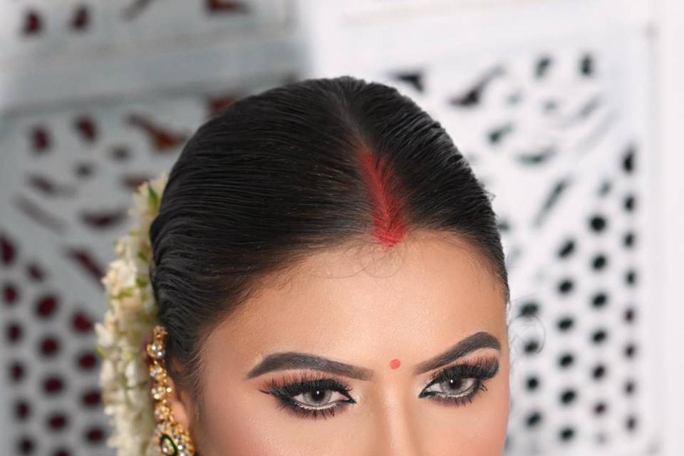 Party makeup
