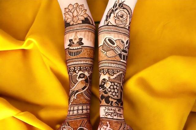 Designer Mehndi at best price in Indore | ID: 24217068555