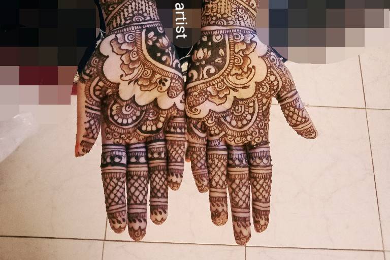 Non figured bridal Mehendi