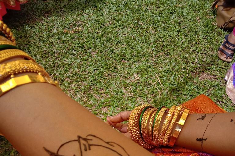 Nazia Mehendi Artist