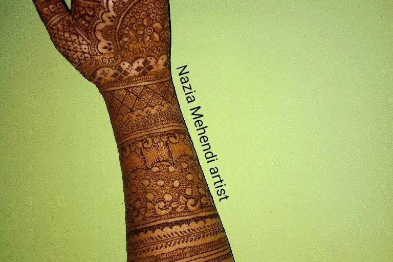 Nazia Mehendi Artist