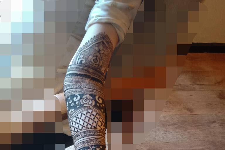 Nazia Mehendi Artist