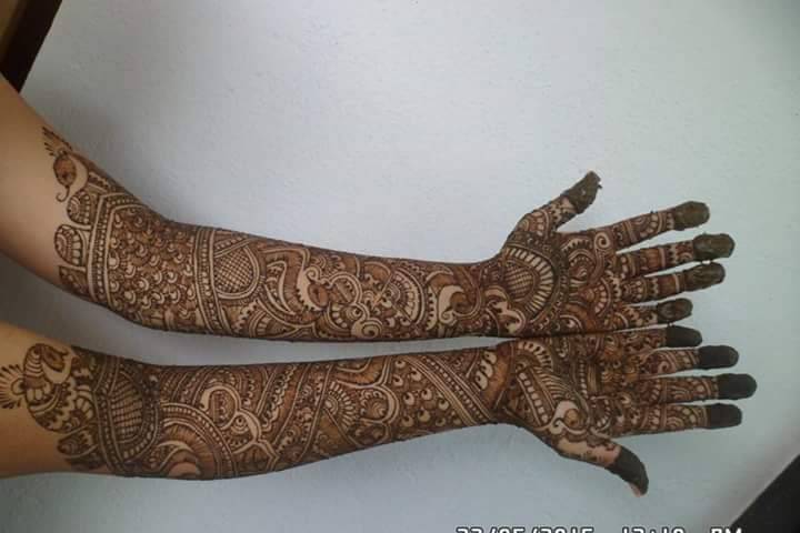 Nazia Mehendi Artist