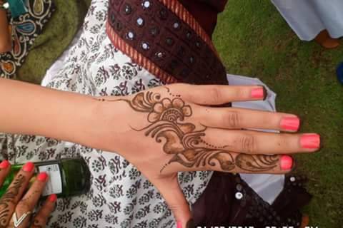 Nazia Mehendi Artist