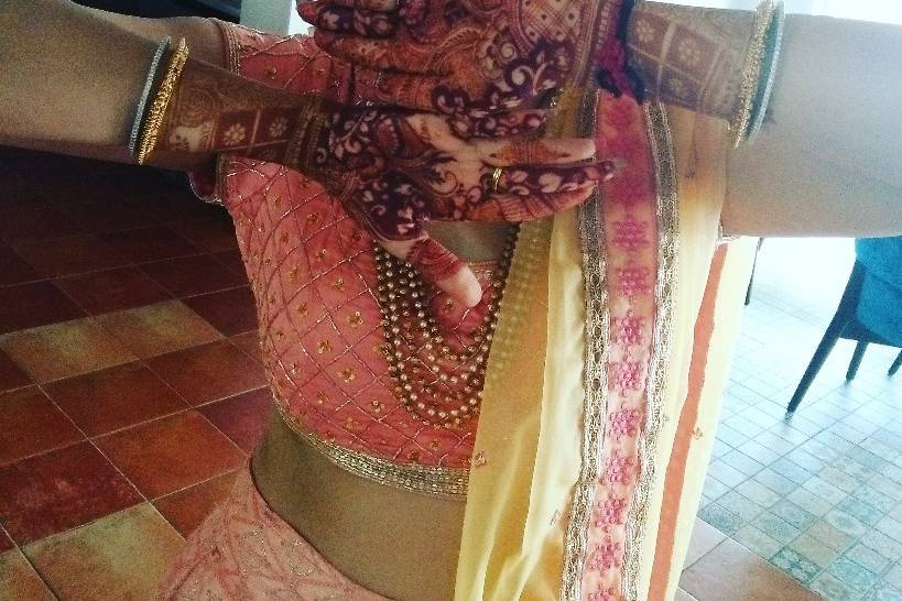 Nazia Mehendi Artist