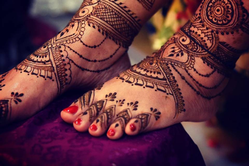 Nazia Mehendi Artist