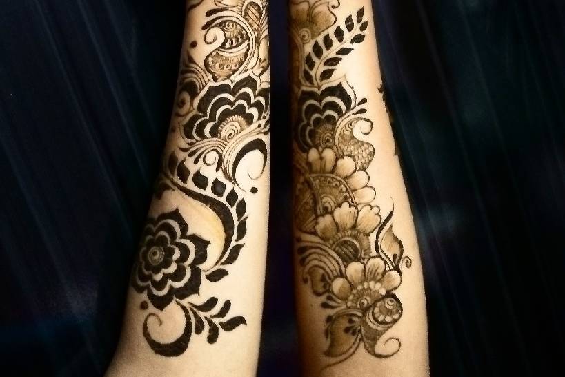 Nazia Mehendi Artist