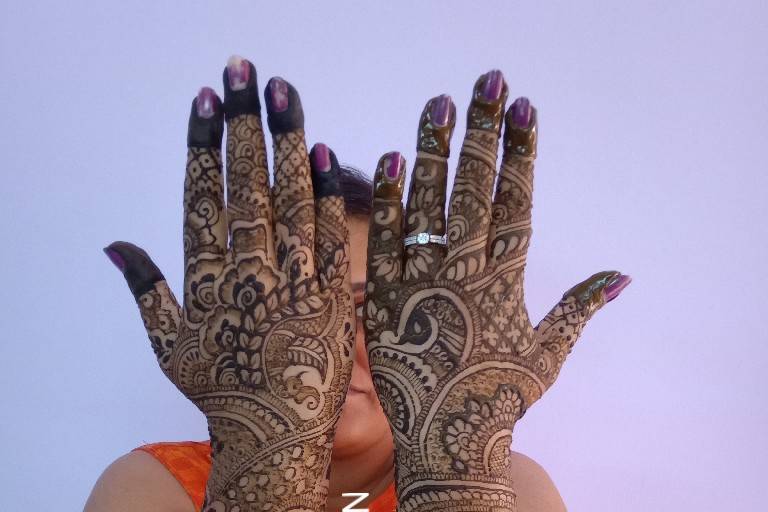 Nazia Mehendi Artist