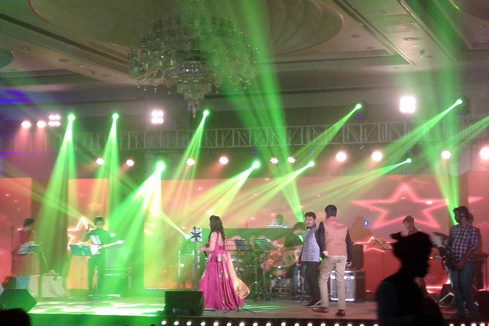 Live Stage By Anandhi