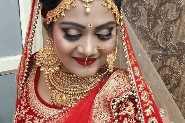 Priya Beauty Parlour