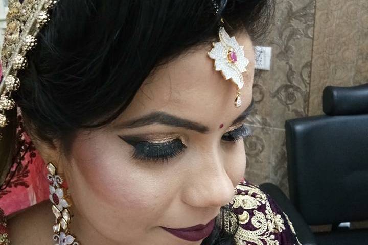 Bridal makeup