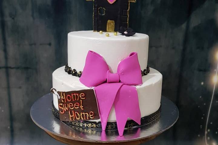 Customized cakes