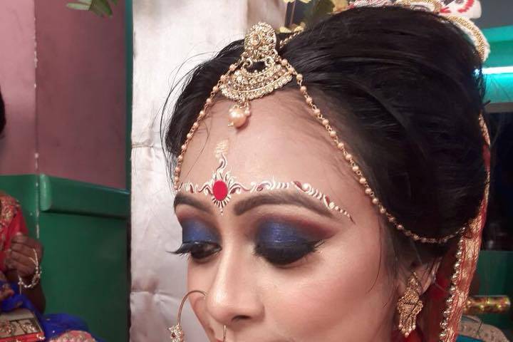 Bridal makeup