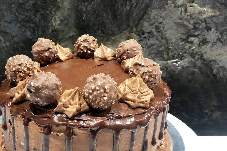 Ferrero rocher cake