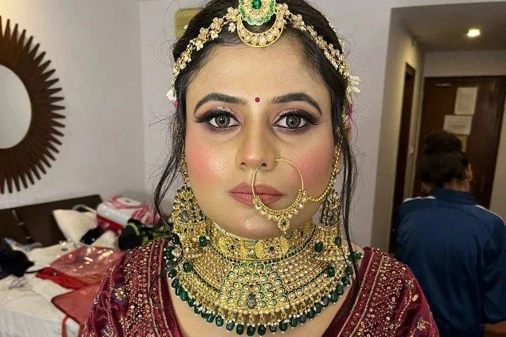 Bridal makeup