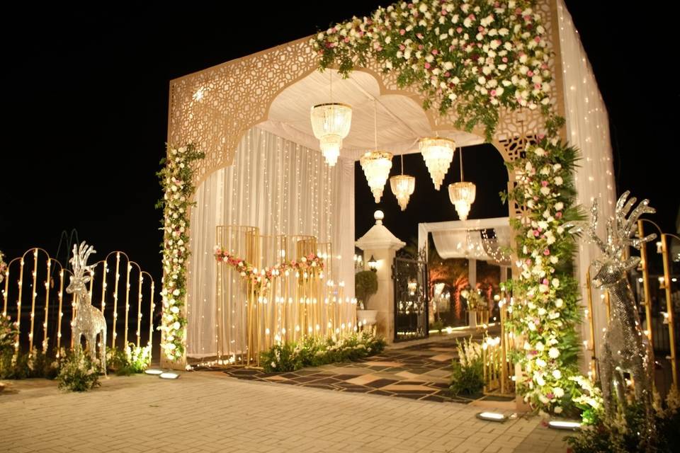 Entrance decor