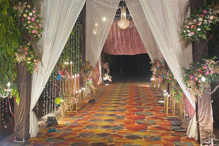 Entrance decor
