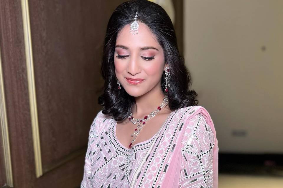 Saaba Arora Makeup