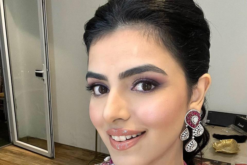 Saaba Arora Makeup