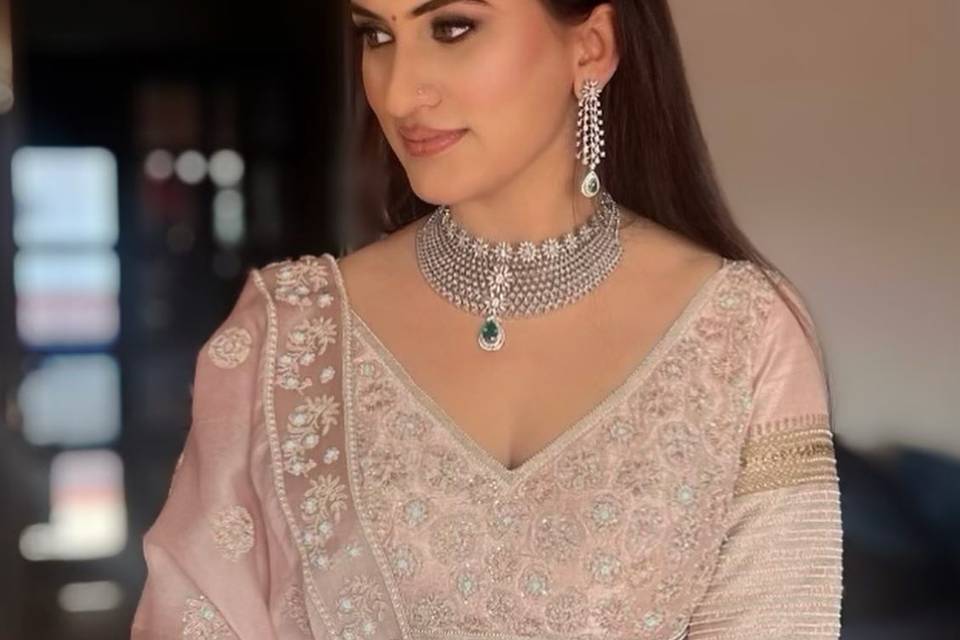 Saaba Arora Makeup