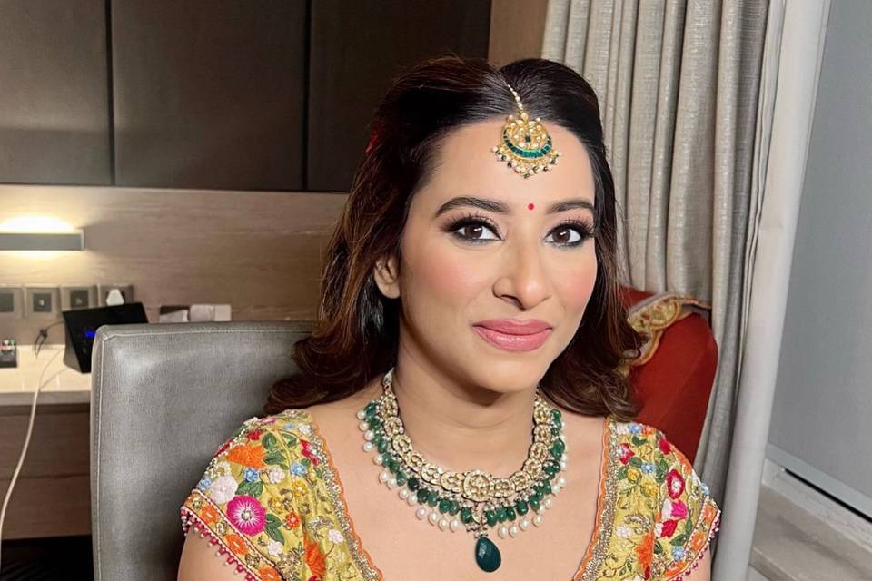 Saaba Arora Makeup