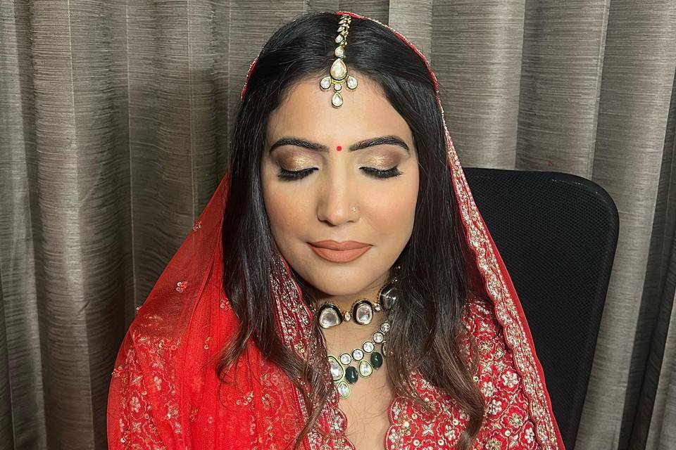 Saaba Arora Makeup