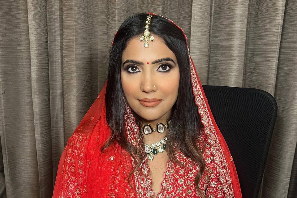 Saaba Arora Makeup