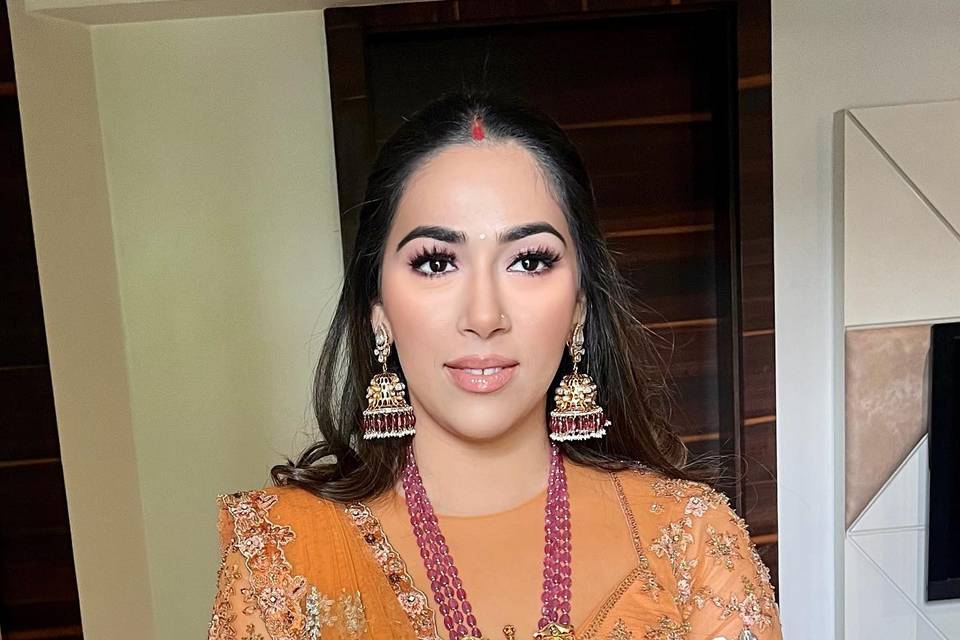 Saaba Arora Makeup