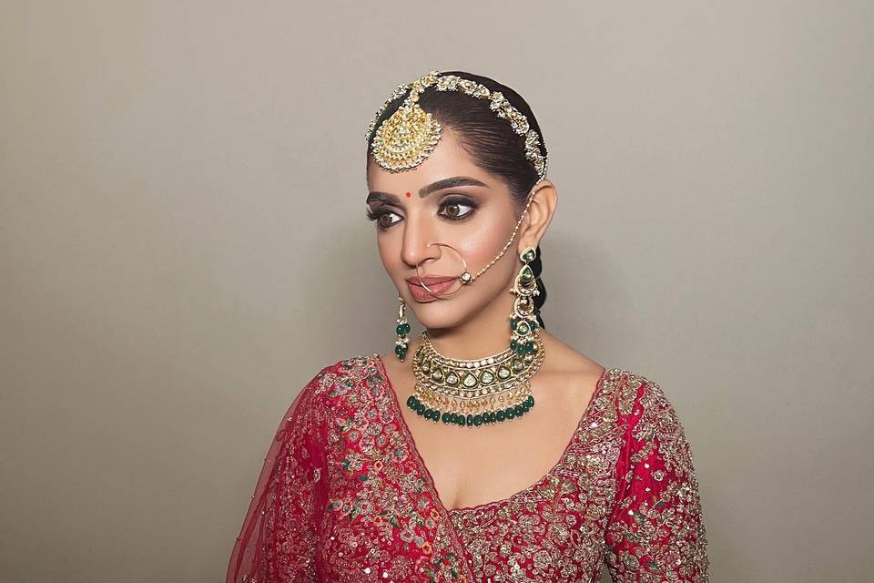 Saaba Arora Makeup