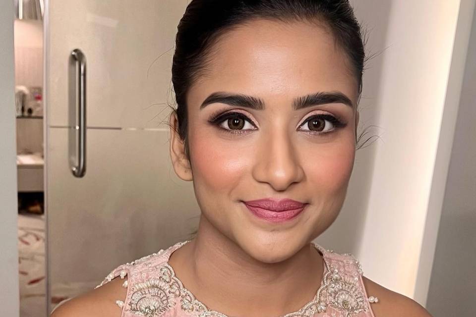 Saaba Arora Makeup