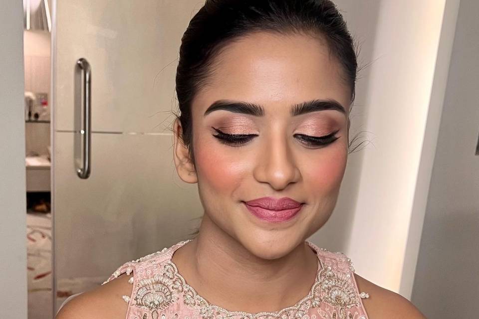 Saaba Arora Makeup