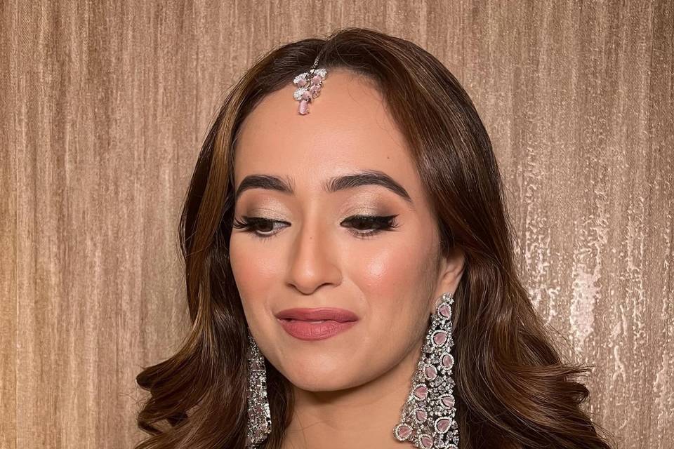 Saaba Arora Makeup