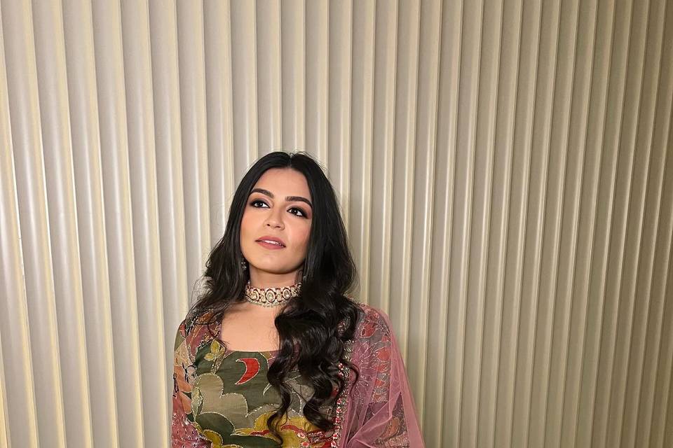 Saaba Arora Makeup