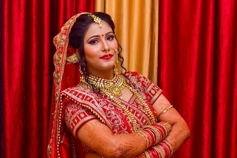 Photographer-ShivanPandeyPhotography-Bride (1)