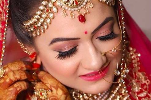 Makeup Artist Puja Bajaj