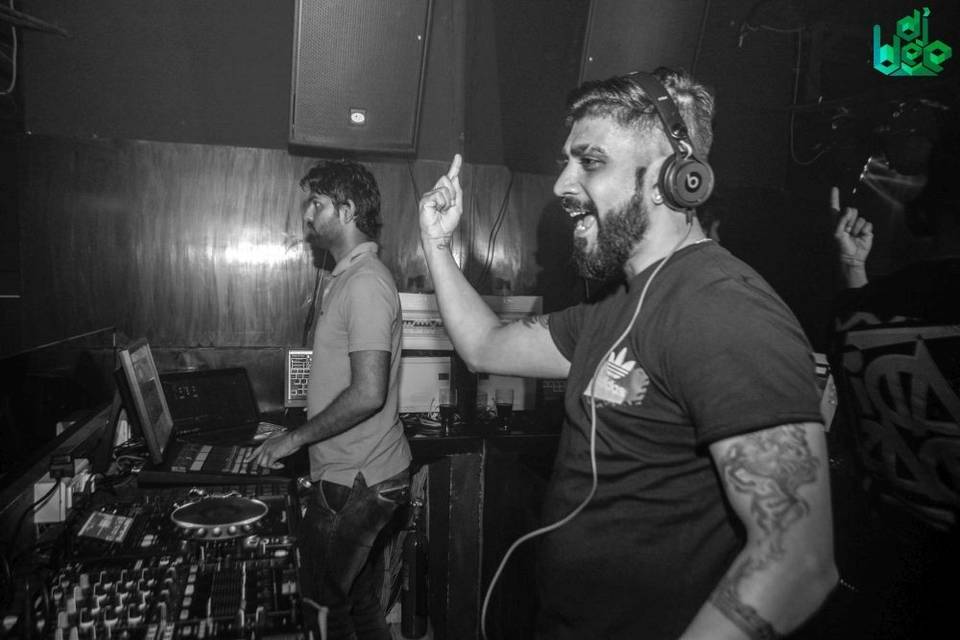 DJ Vee, Mumbai