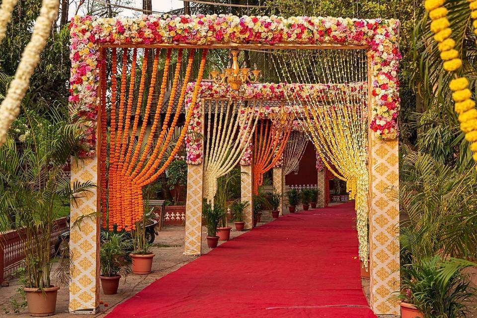 Entrance decor