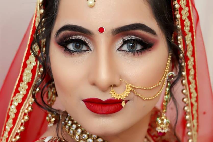 Bridal glamour look