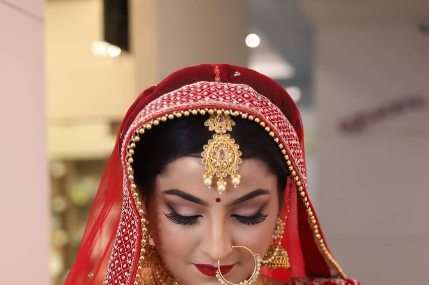 Bridal makeup