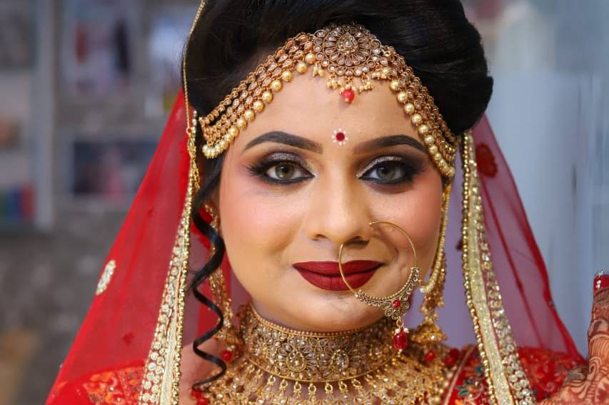 Bridal makeup