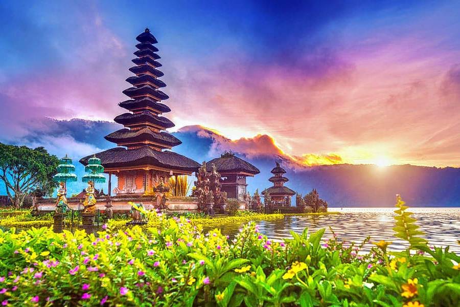 Honeymoon Destination, Bali