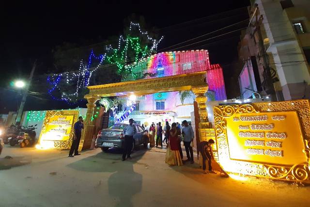 Entrance decor