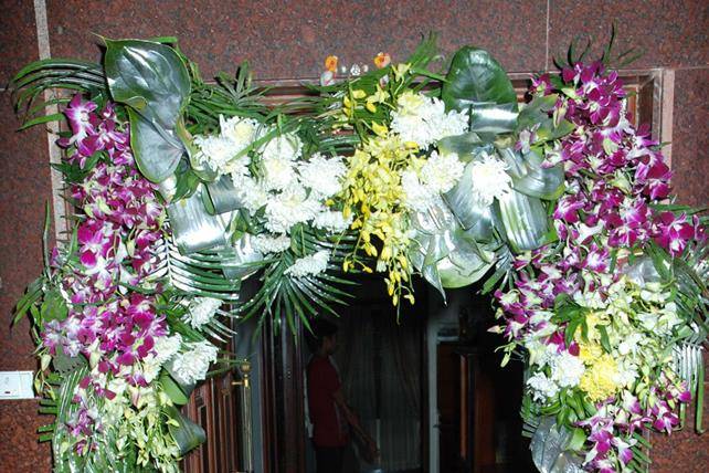 Entrance decor