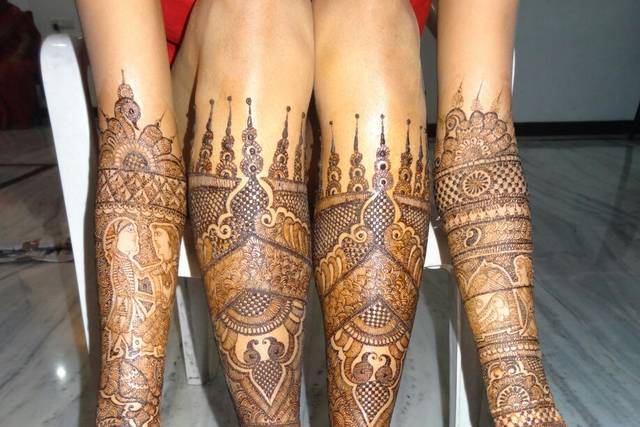 Tattoo Mehndi Designs: वैलेंटाइन डे पर लगवाएं टैटू मेहंदी के ये 5 डिजाइंस |  valentine day tattoo mehndi designs | HerZindagi