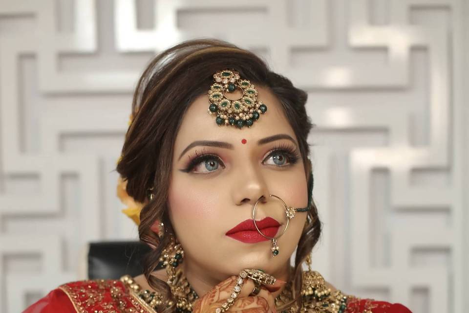 Makeup by Chitrra Khatri