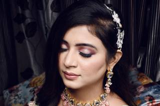 Pro Bridal Makeup Artist Namrata 1